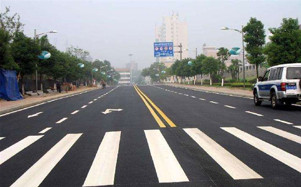 贡嘎标线涂料在贡嘎环氧地坪项目中的选择与应用